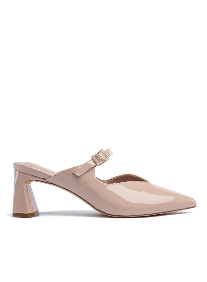 FYOR Pointed-Toe Buckle Pump AJ 002